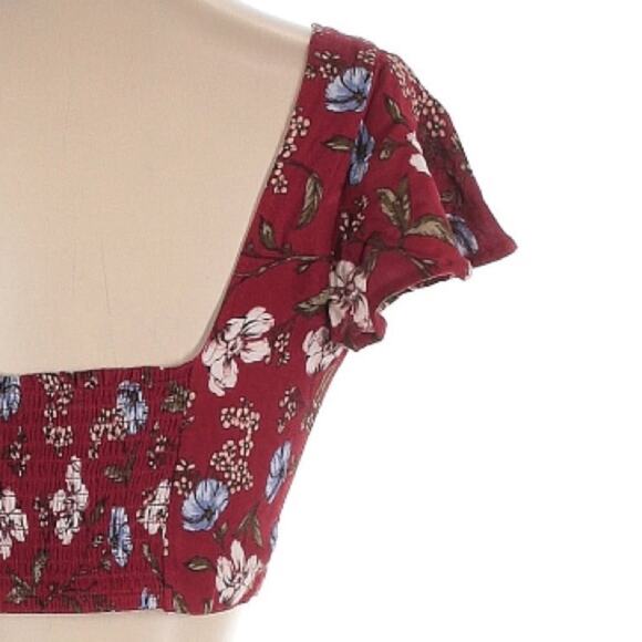 American Eagle Outfitters floral ruffle sleeve crop top - Picture 4 of 8